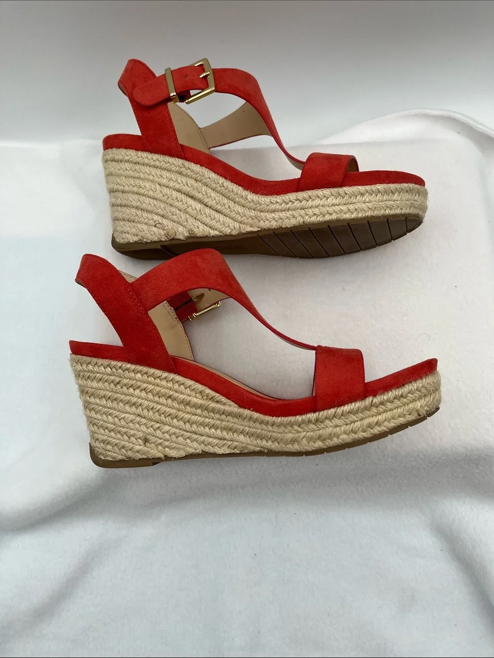 Kenneth Cole Reaction Spiced Coral Suede Espadrille Wedge Sandals
